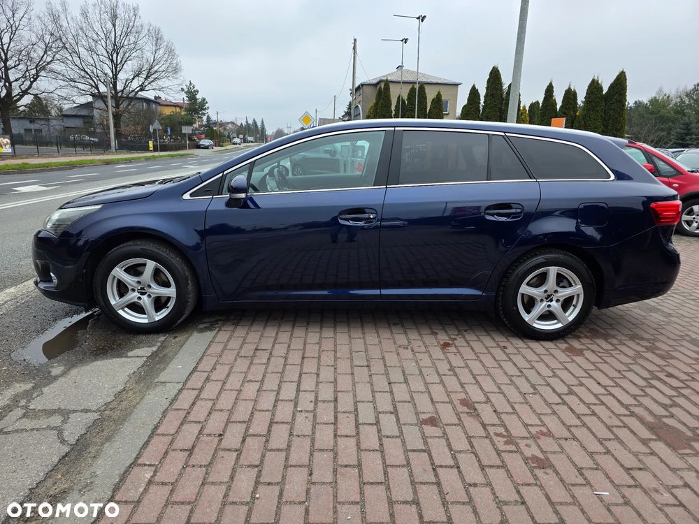 Toyota Avensis 2.0 D-4D Edition - 7