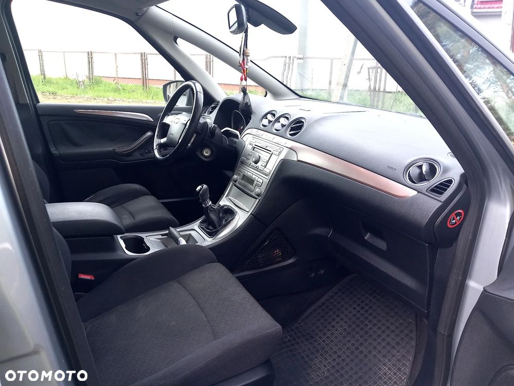 Ford S-Max 2.0 TDCi Ambiente - 21