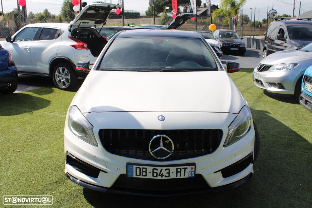 Mercedes-Benz A 45 AMG 4-Matic - 3