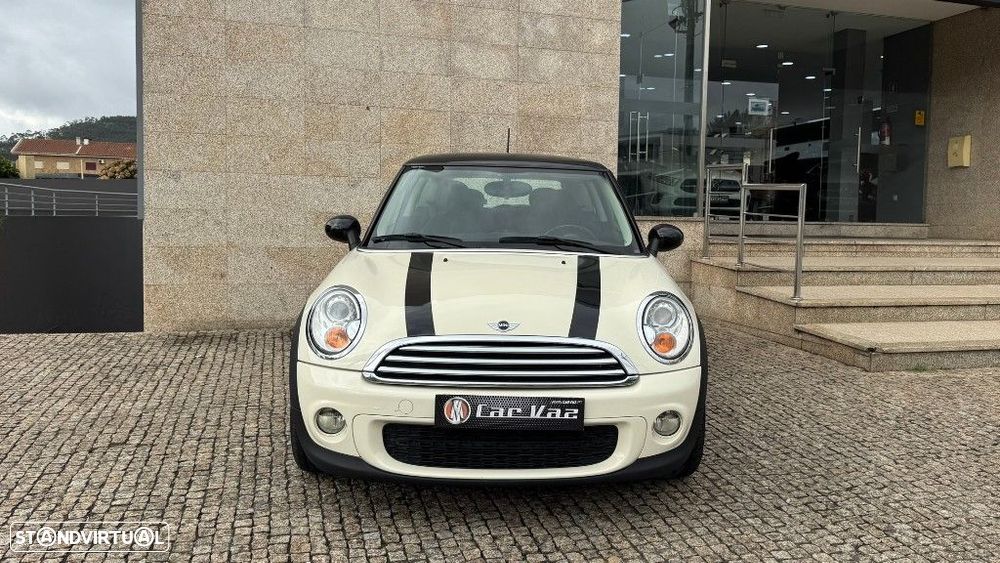 MINI 3 Portas Cooper D - 2