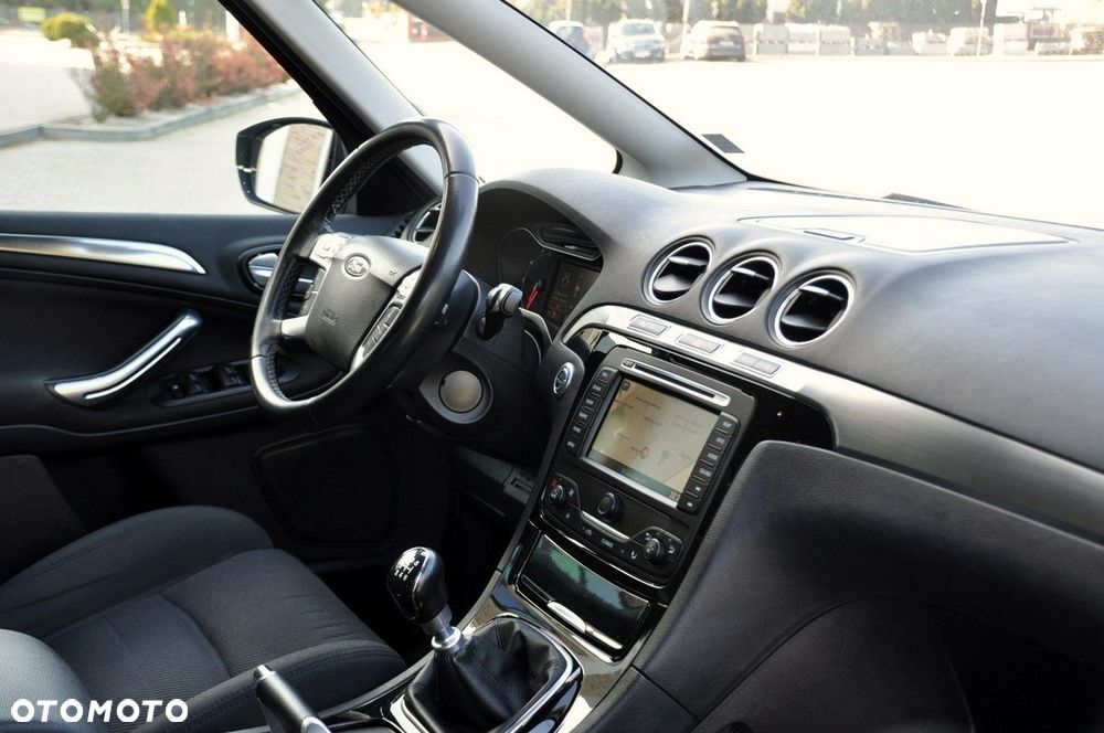 Ford S-Max - 18