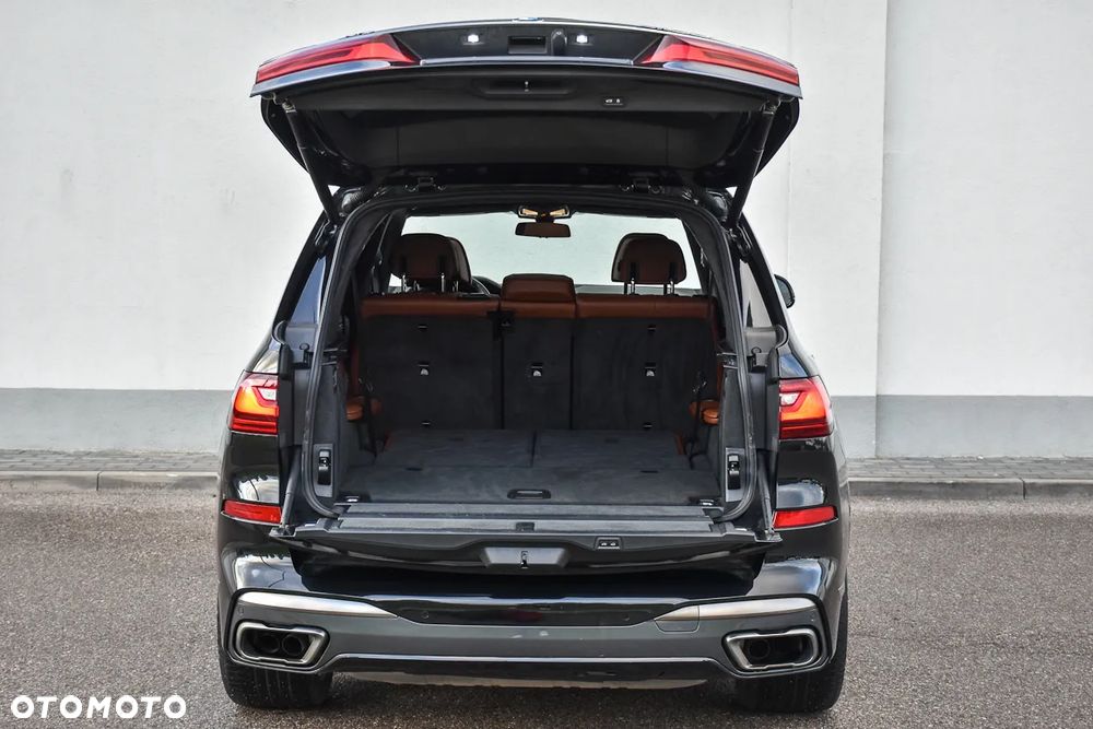 BMW X7 M50i - 40
