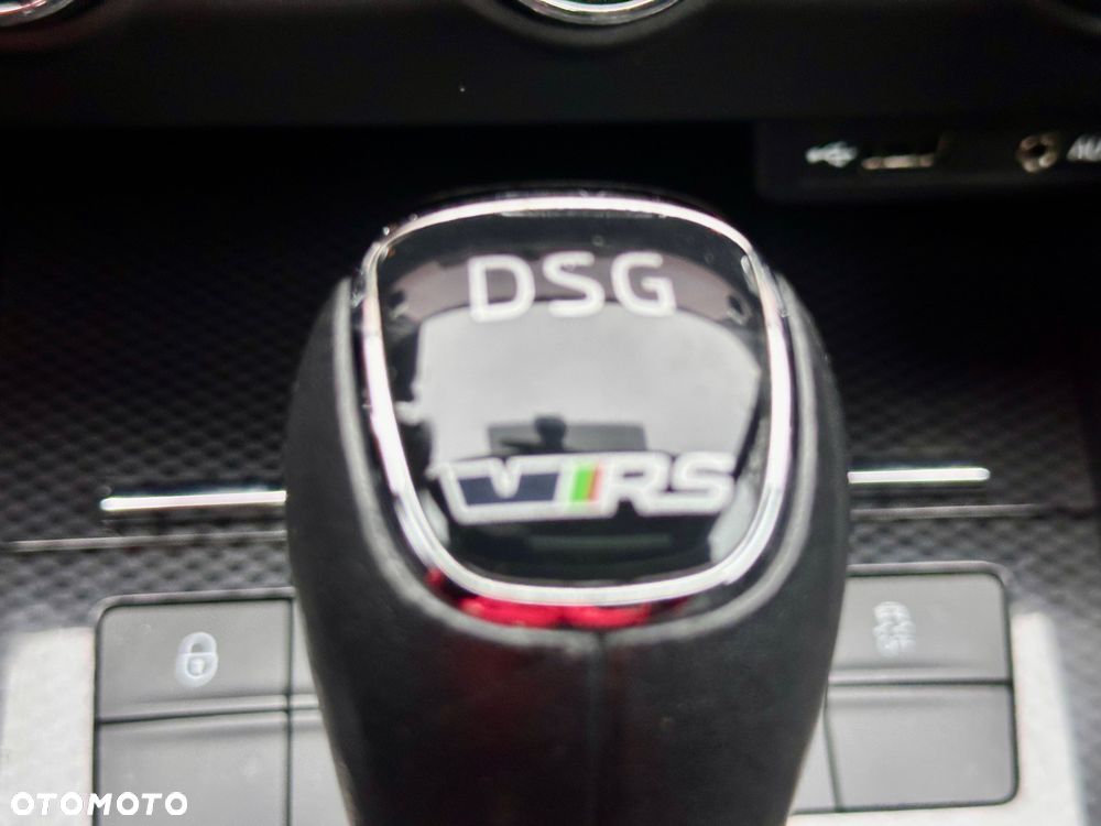 Skoda Octavia 2.0 TDI (Green tec) DSG RS - 24