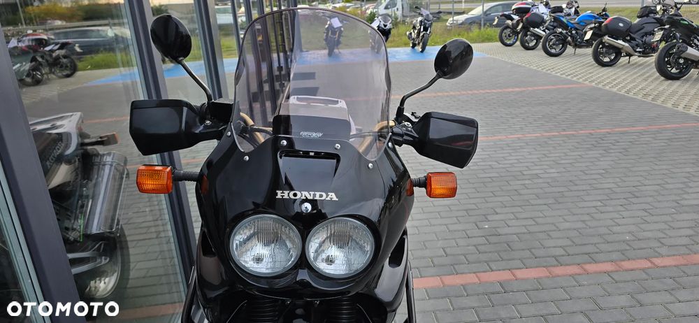 Honda XRV - 34