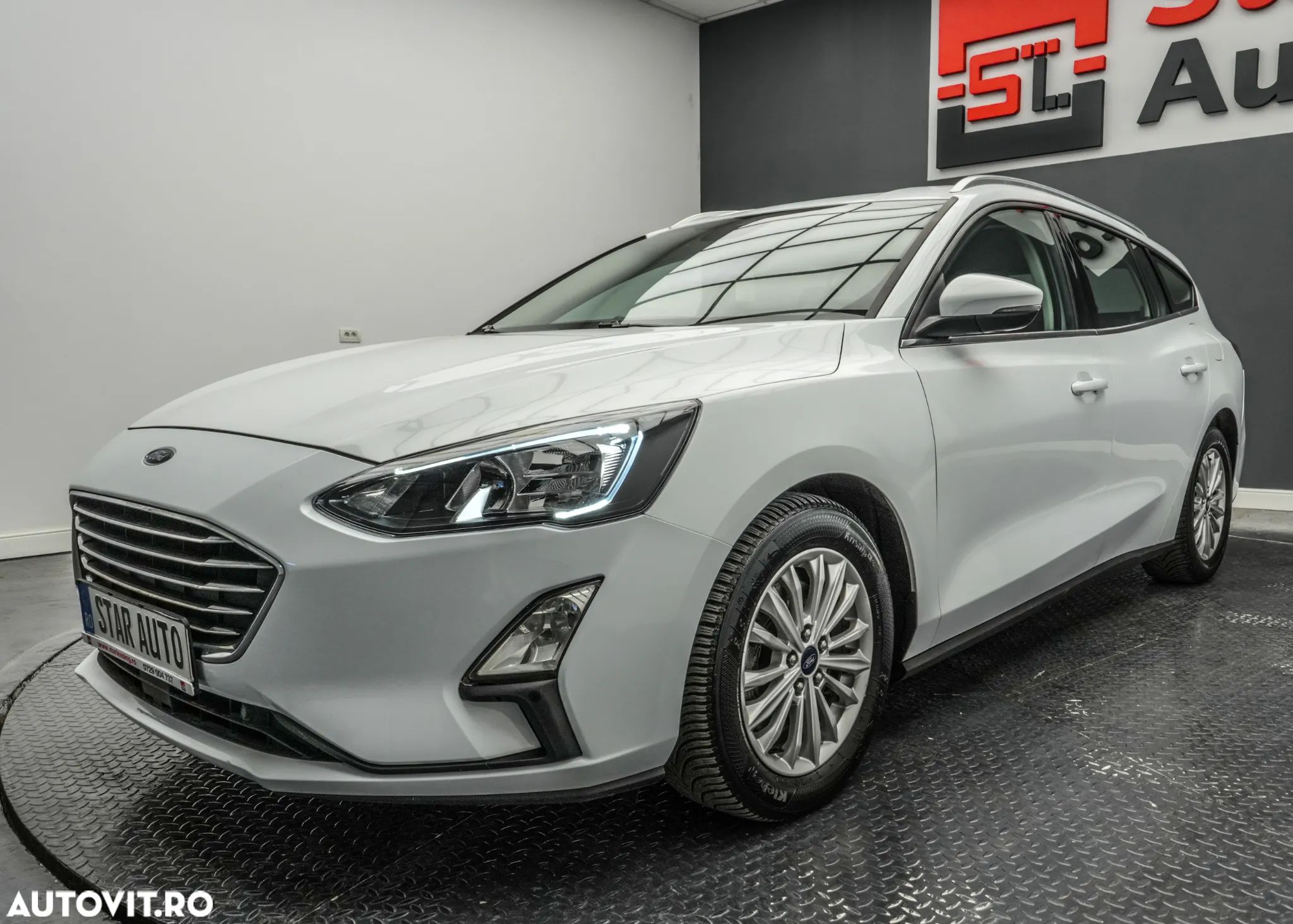 Ford Focus 2.0 EcoBlue Titanium Business - 1