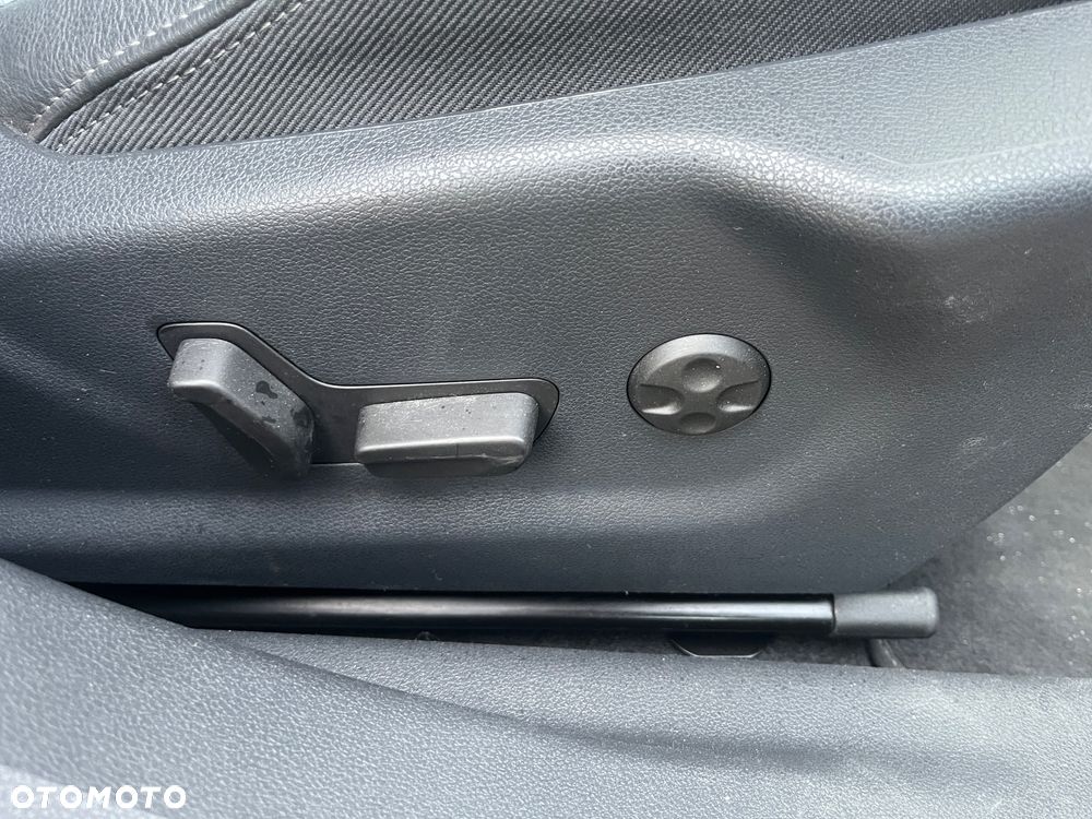 Peugeot 508 BlueHDi 150 Stop&Start Business-Line - 26