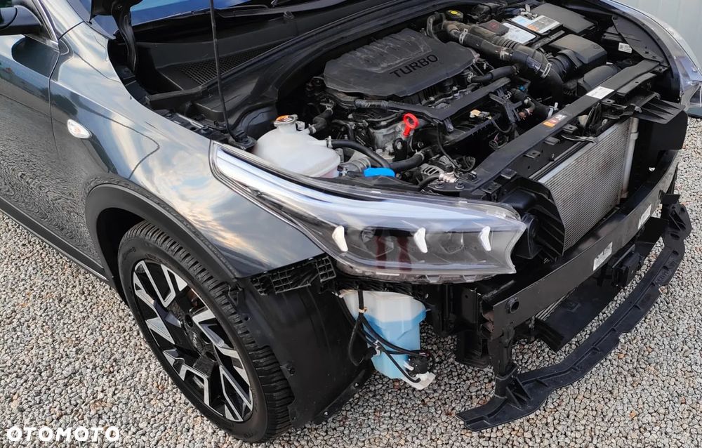 Kia XCeed 1.5 T-GDI M - 31