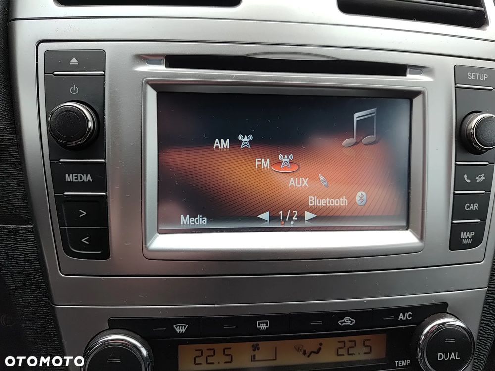 Toyota Avensis 1.8 Premium - 33