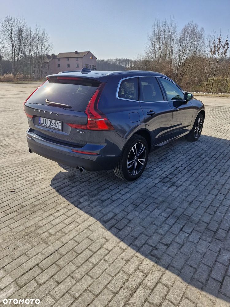 Volvo XC 60 T5 AWD Momentum - 9