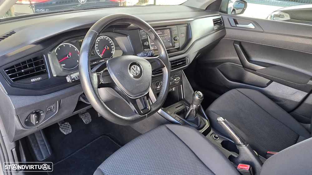 VW Polo 1.0 Trendline - 14