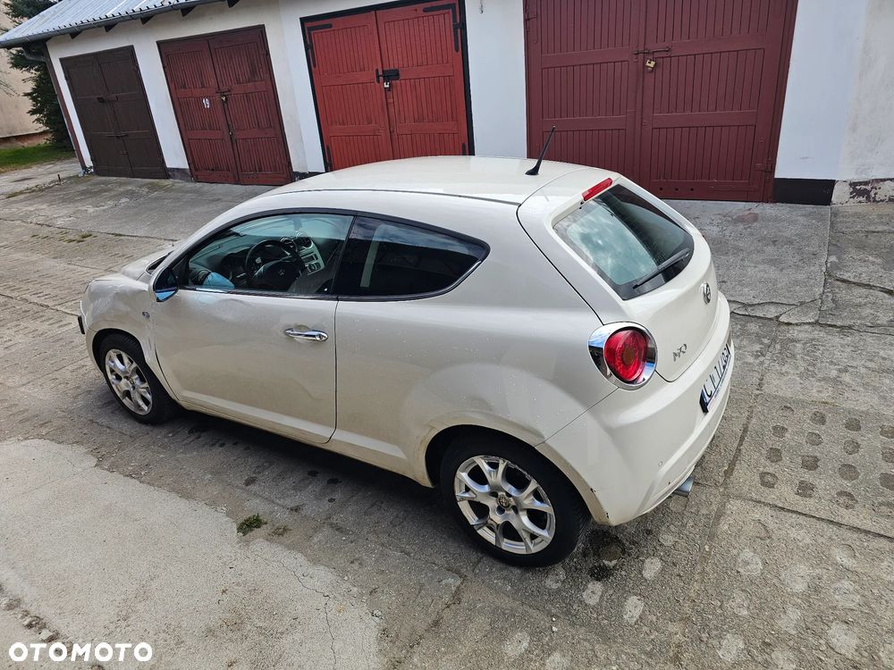 Alfa Romeo Mito 1.4 MultiAir Distinctive - 11