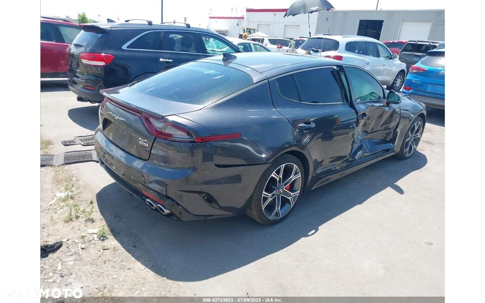 Kia Stinger 3.3 T-GDI AWD GT - 6