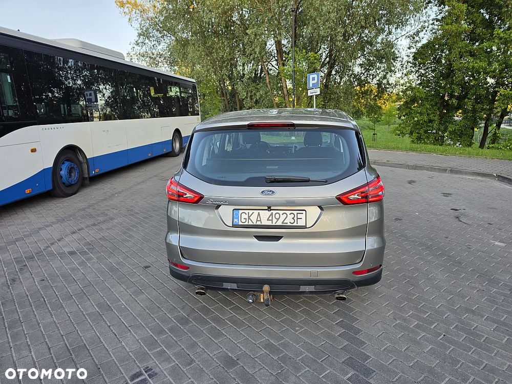 Ford S-Max - 6