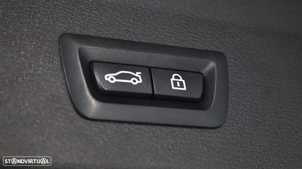 BMW X1 18 d sDrive Auto - 10