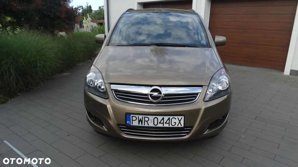 Opel Zafira 1.8 Family Plus - 2
