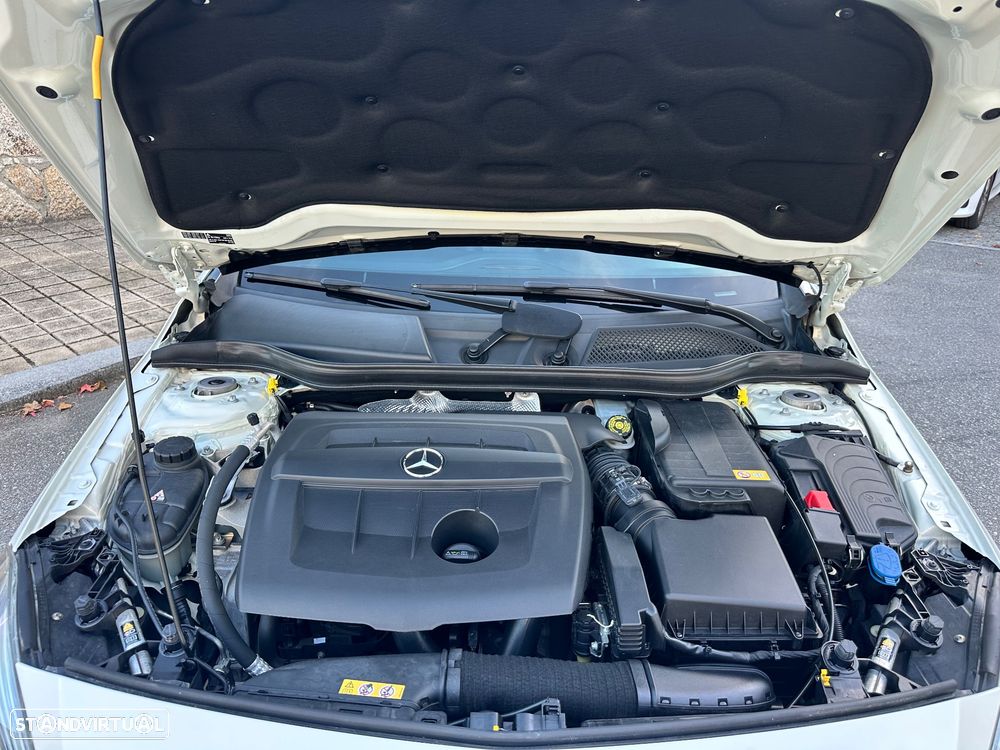 Mercedes-Benz A 180 d AMG Line - 61