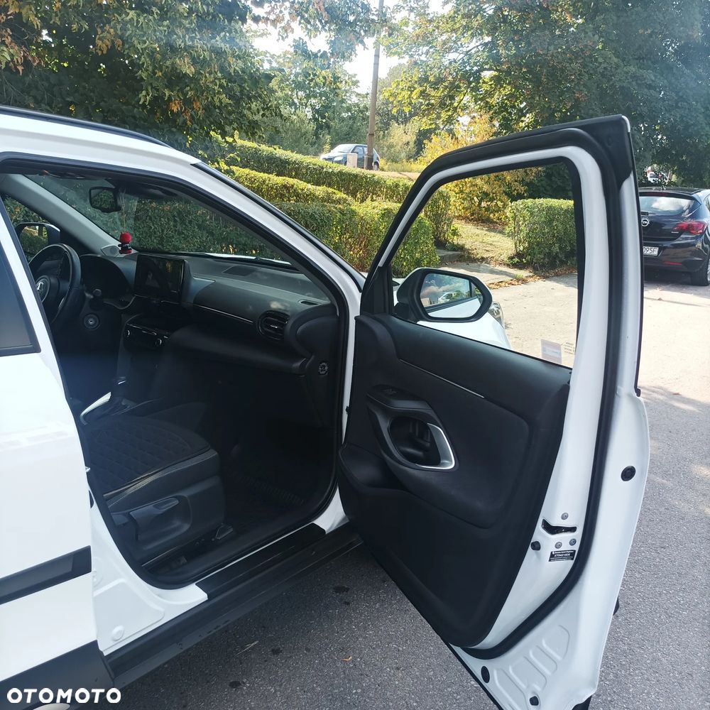 Toyota Yaris Cross - 5