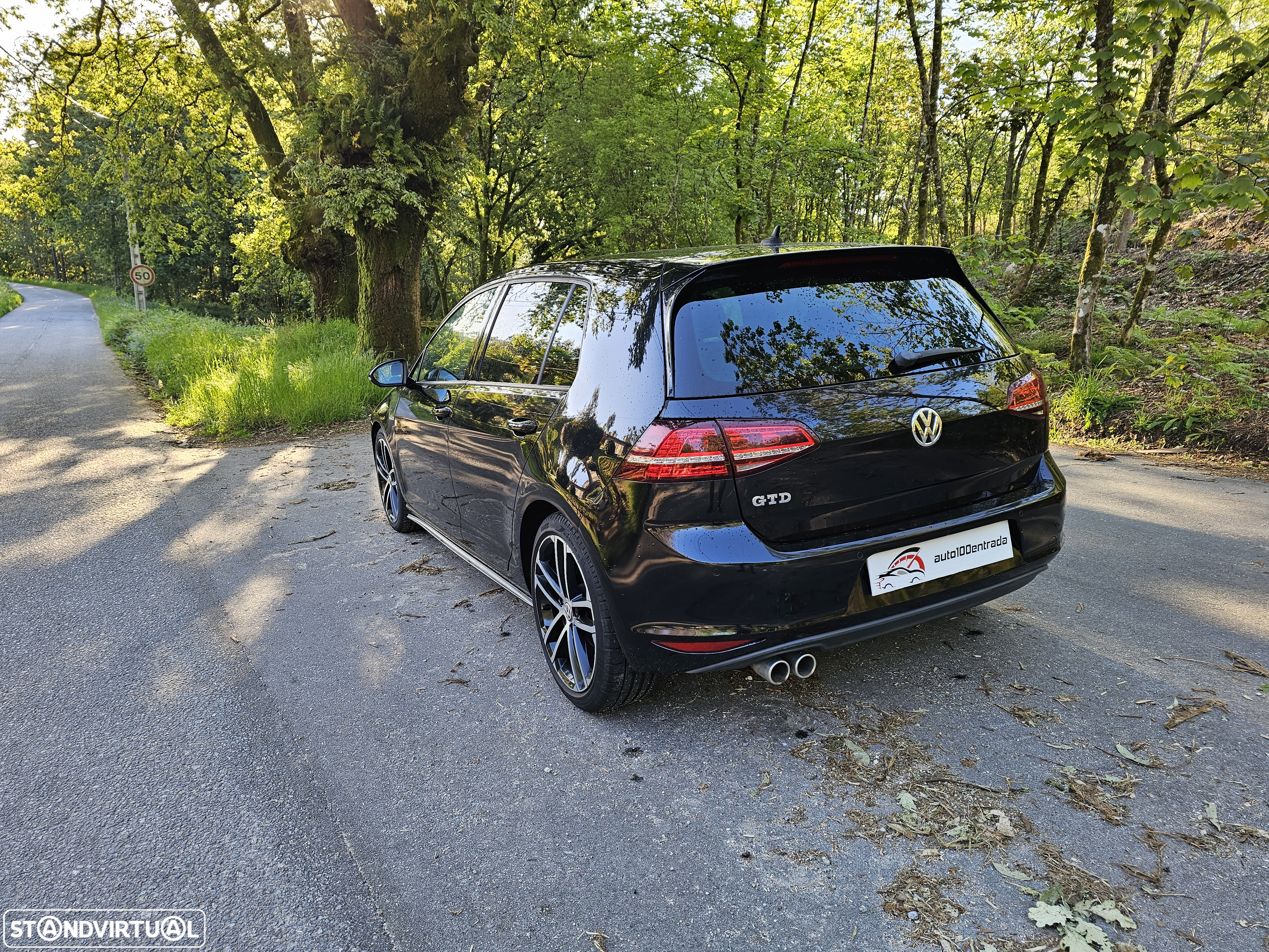 VW Golf 2.0 TDI GTD DSG - 31