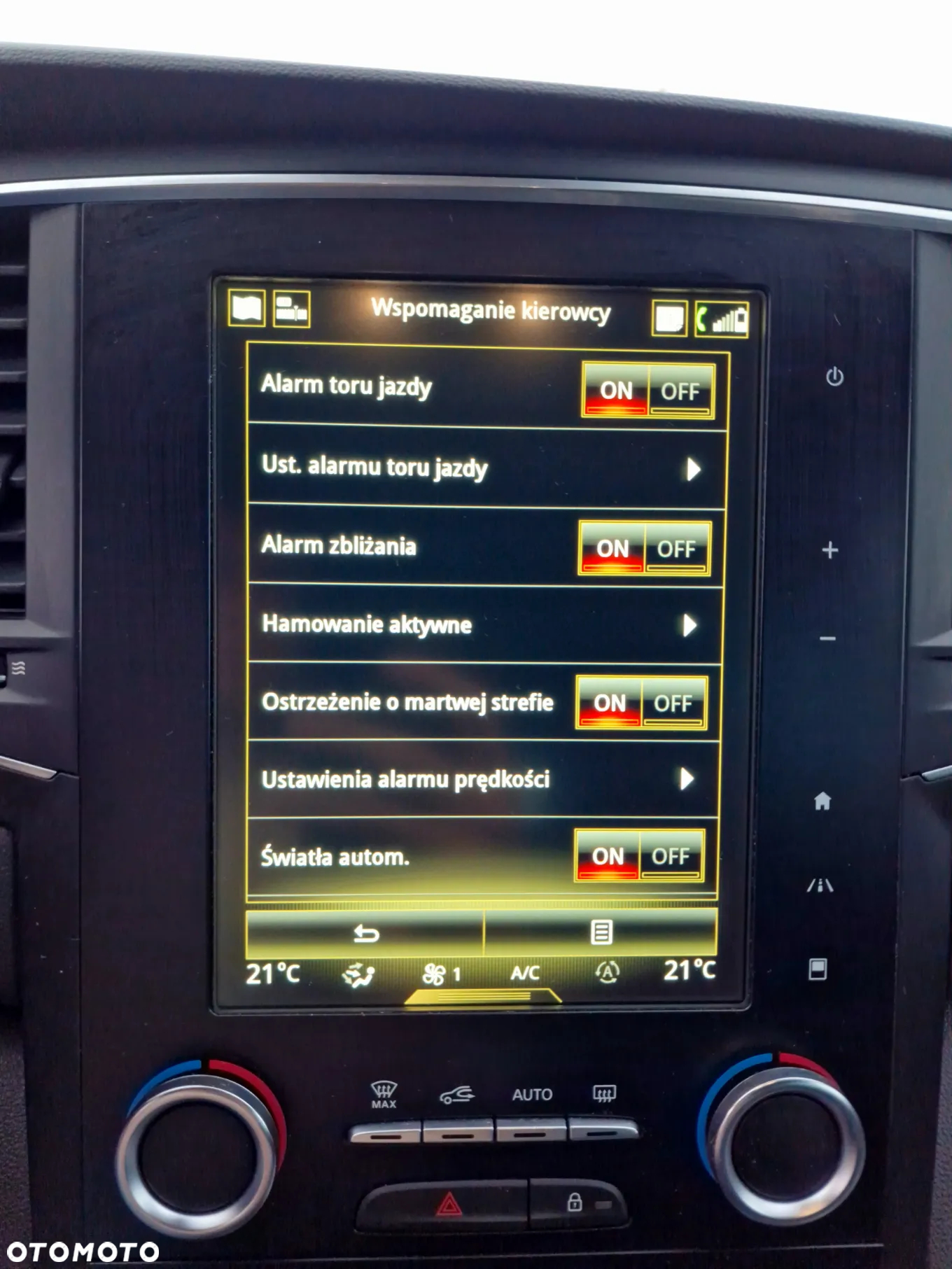 Renault Megane ENERGY TCe 130 Start & Stop Bose Edition - 37