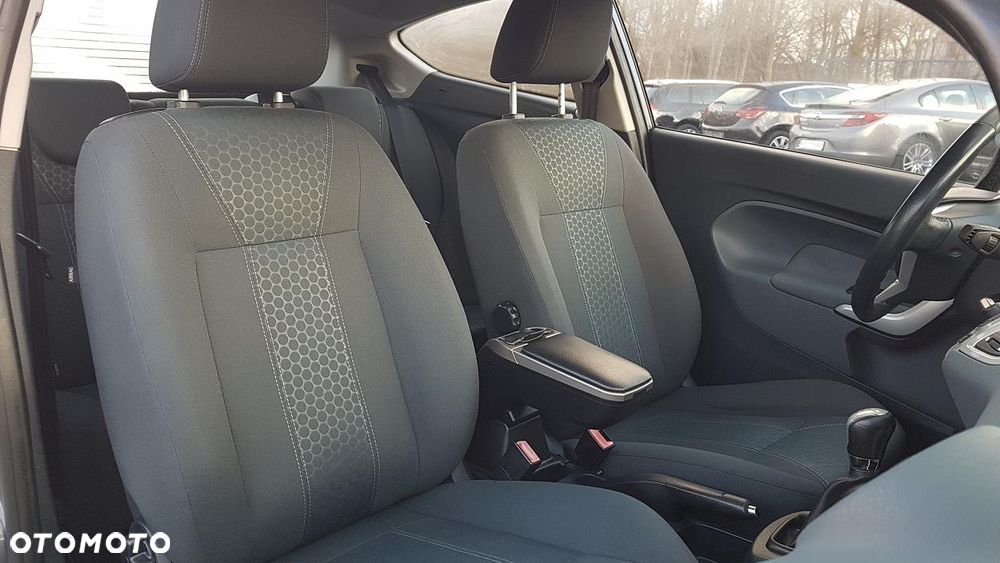 Ford Fiesta 1.25 Titanium - 26