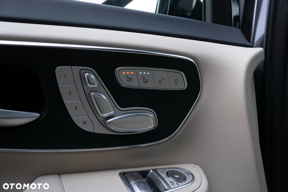 Mercedes-Benz Klasa V 300 d 4-Matic 9G-Tronic Avantgarde (d³ugi) - 13