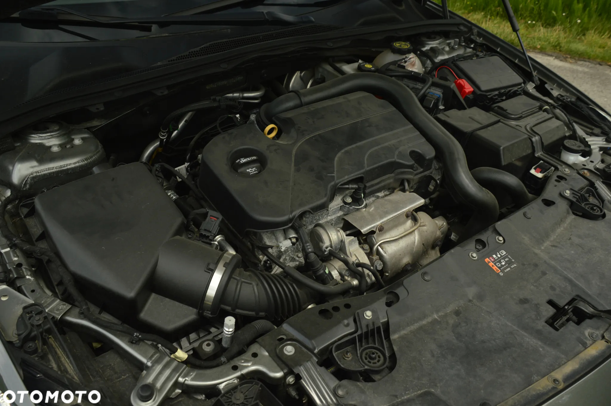 Opel Insignia 1.5 T Exclusive S&S - 29
