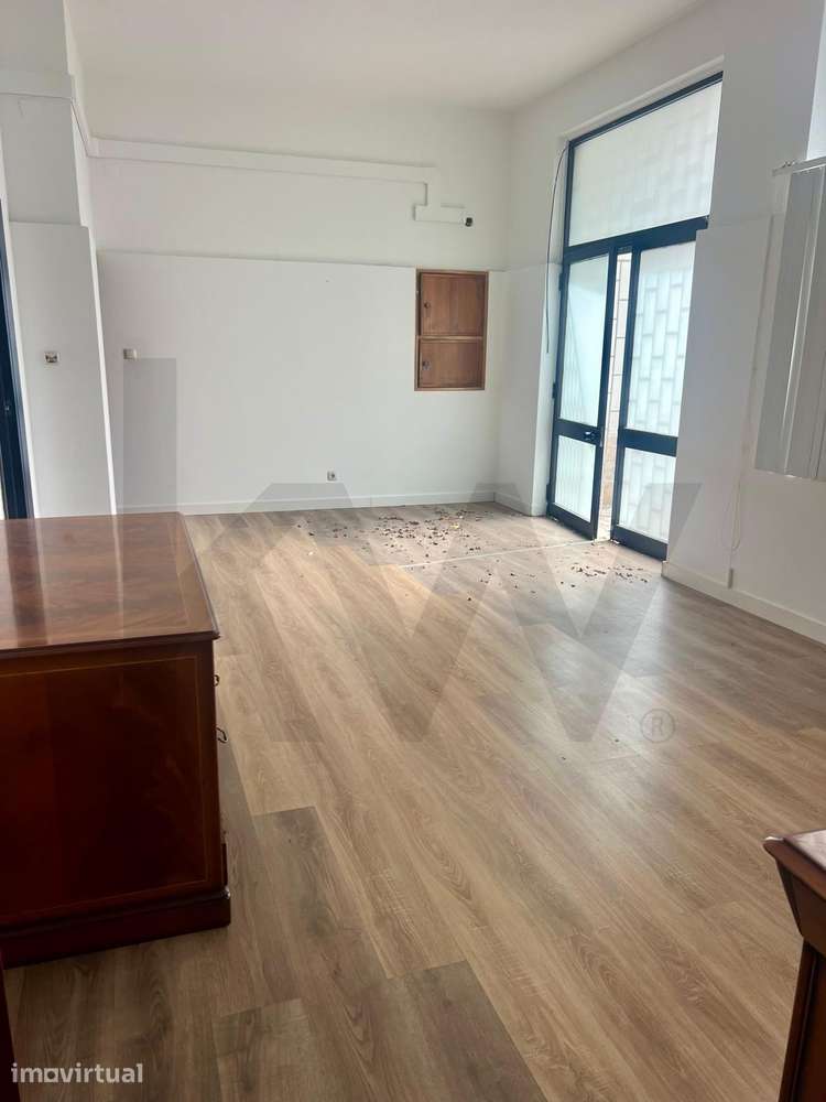 Loja Comercial em Odivelas – Excelente Oportunidade de Investimento o - Grande imagem: 5/17