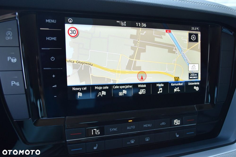 Volkswagen Touareg - 19