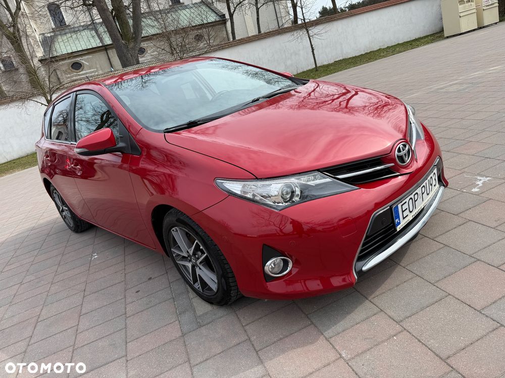 Toyota Auris 2.0 D-4D Dynamic - 21