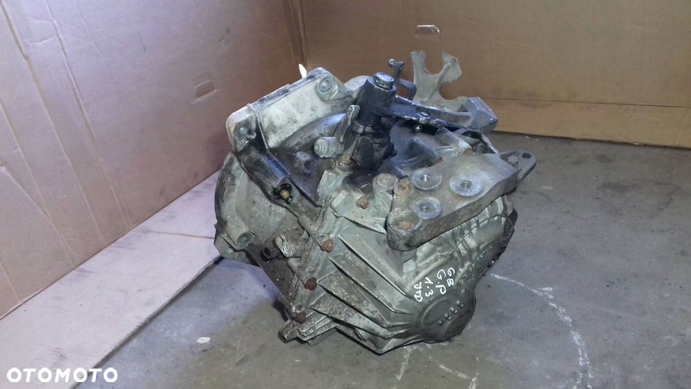 skrzynia biegów fgp 55199621 6 biegów fiat grande punto 1.3 jtd 05- - 4