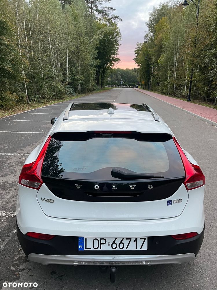Volvo V40 D2 Summum - 3