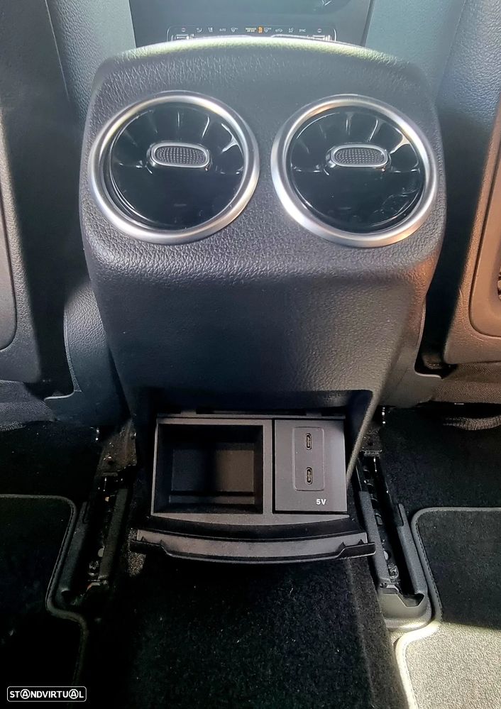 Mercedes-Benz A 180 d 7G-DCT AMG Line - 14