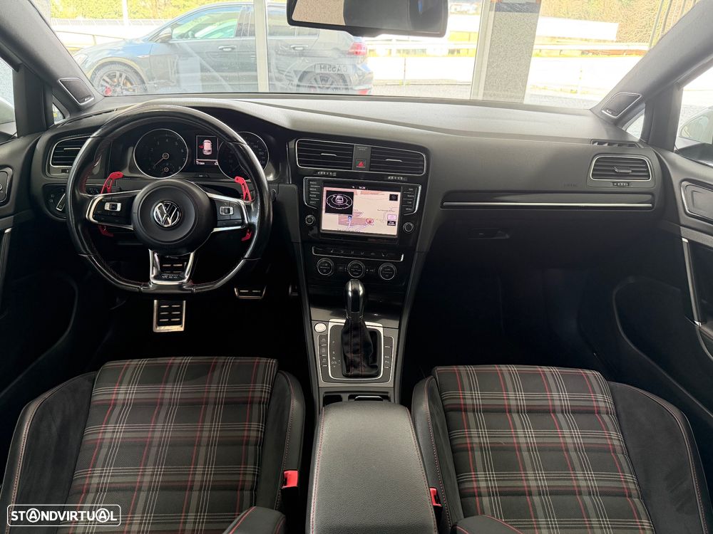 VW Golf 2.0 TSi GTi DSG Performance - 4