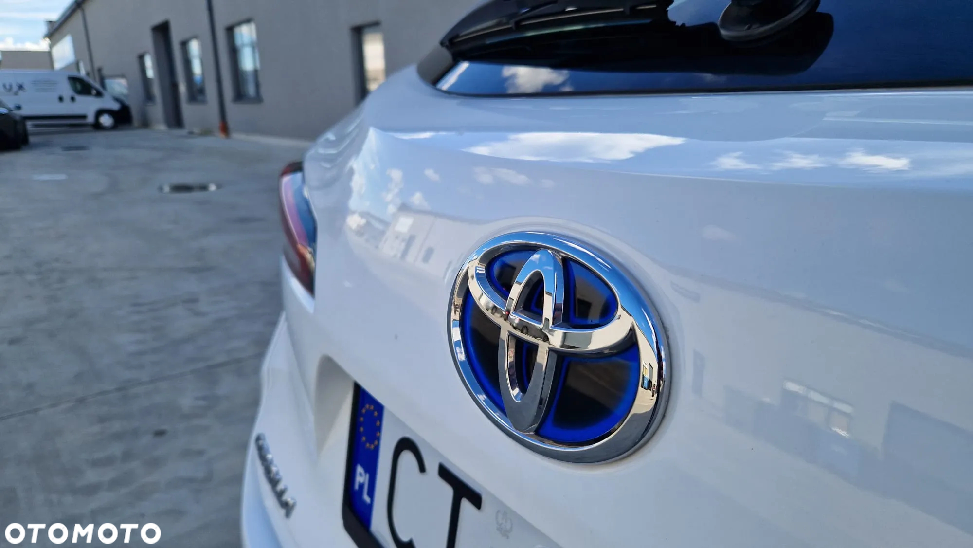 Toyota Corolla 1.8 Hybrid Comfort - 11