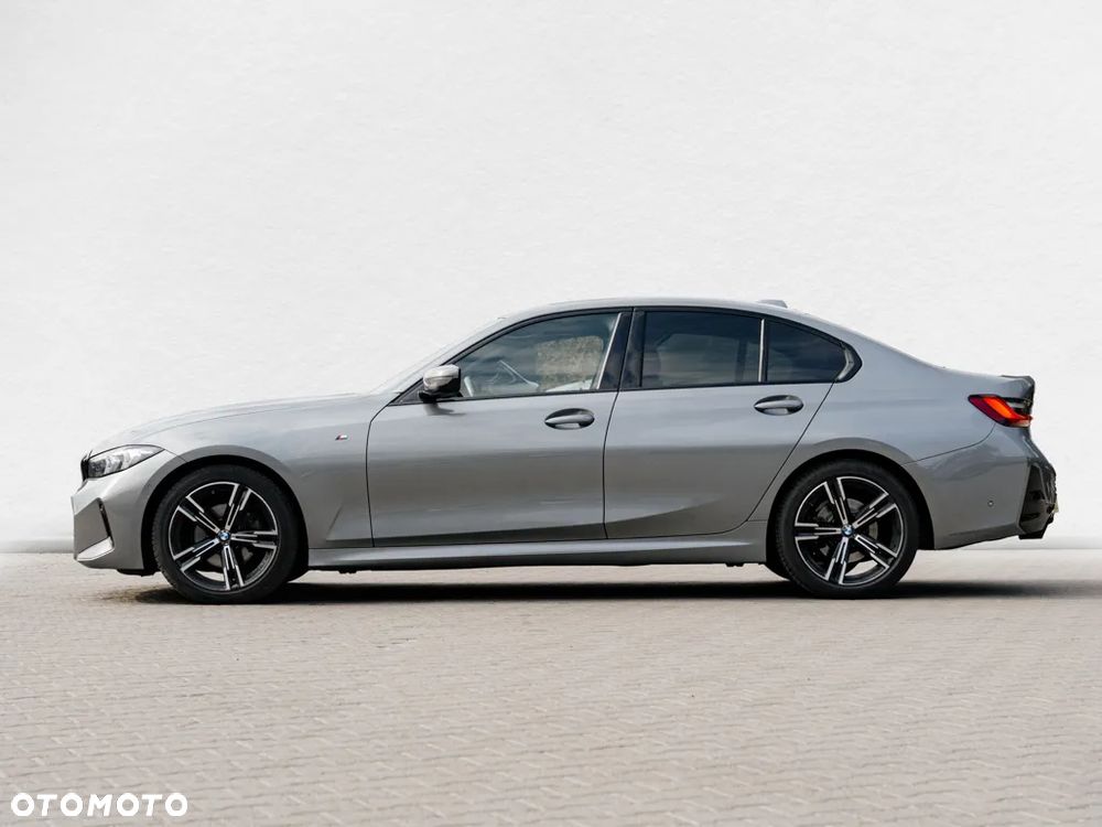 BMW Seria 3 320d xDrive M Sport - 2
