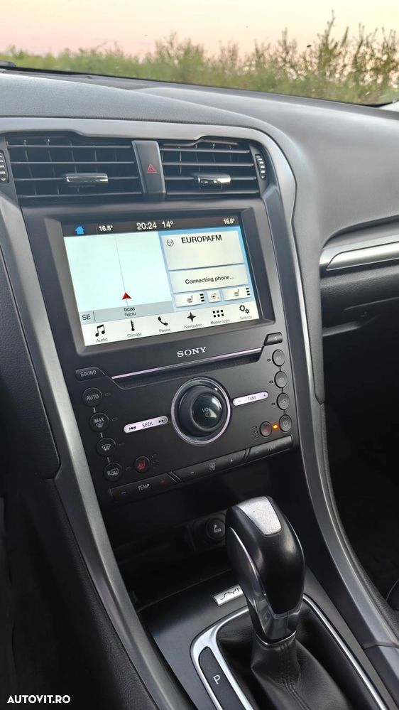 Ford Mondeo 2.0 TDCi Powershift - 17