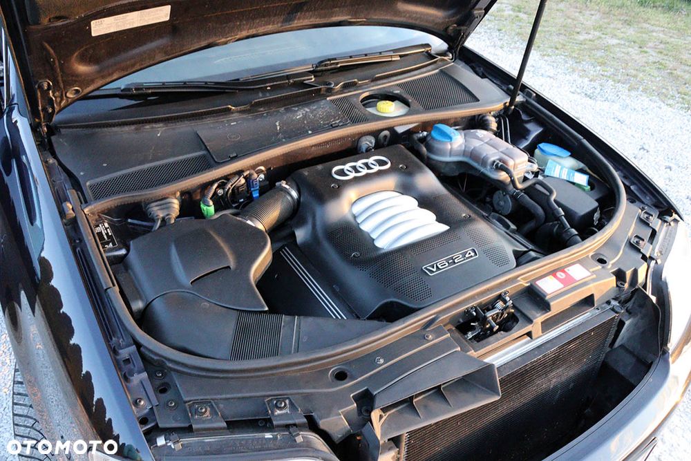 Audi A6 Avant 2.4 - 36