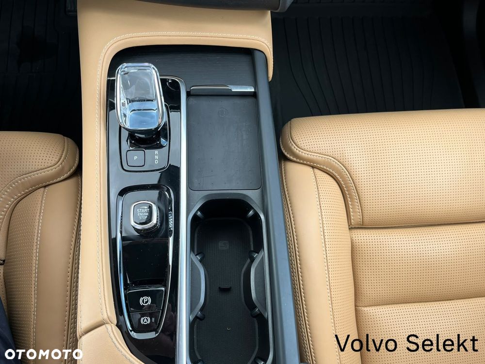 Volvo XC 90 - 34