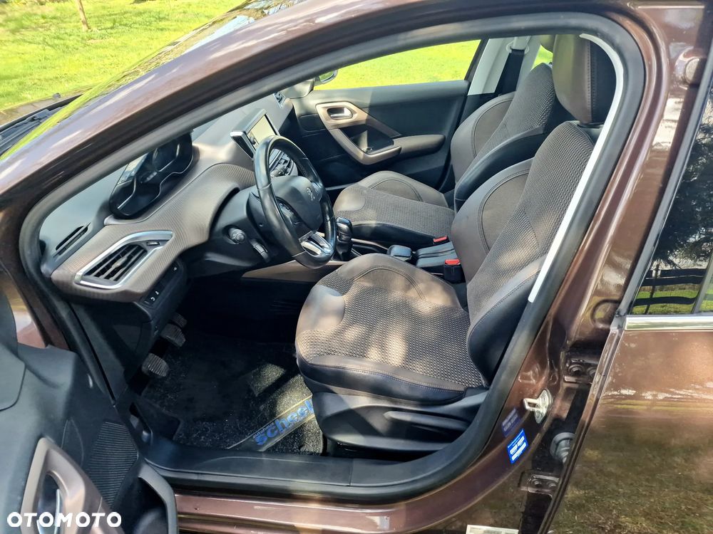 Peugeot 2008 120 VTI Allure - 20