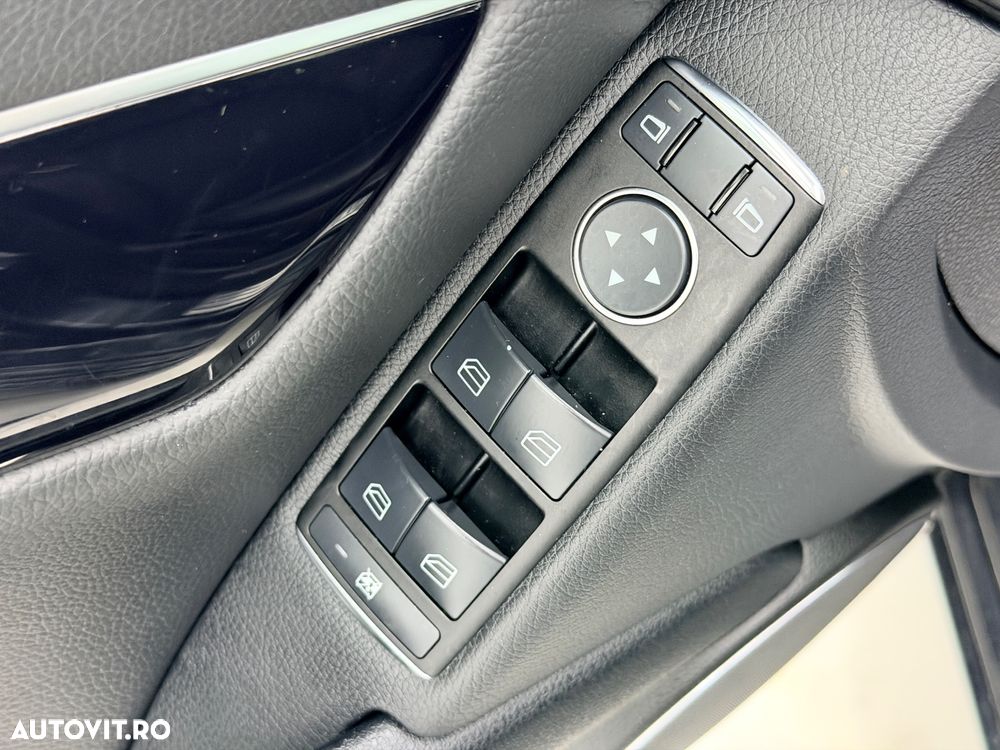 Mercedes-Benz C 180 CDI DPF (BlueEFFICIENCY) - 11