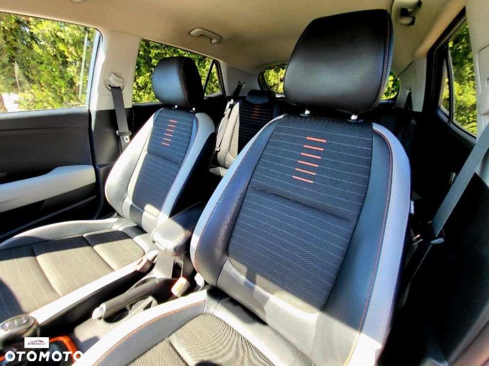 Kia Stonic - 10