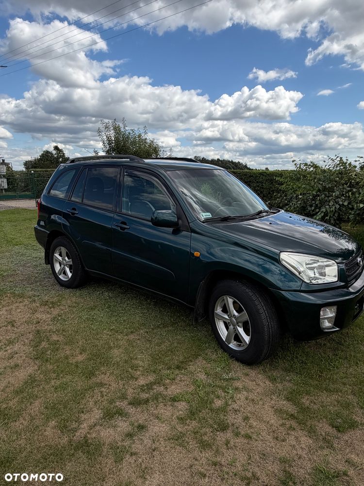 Toyota RAV4 - 1