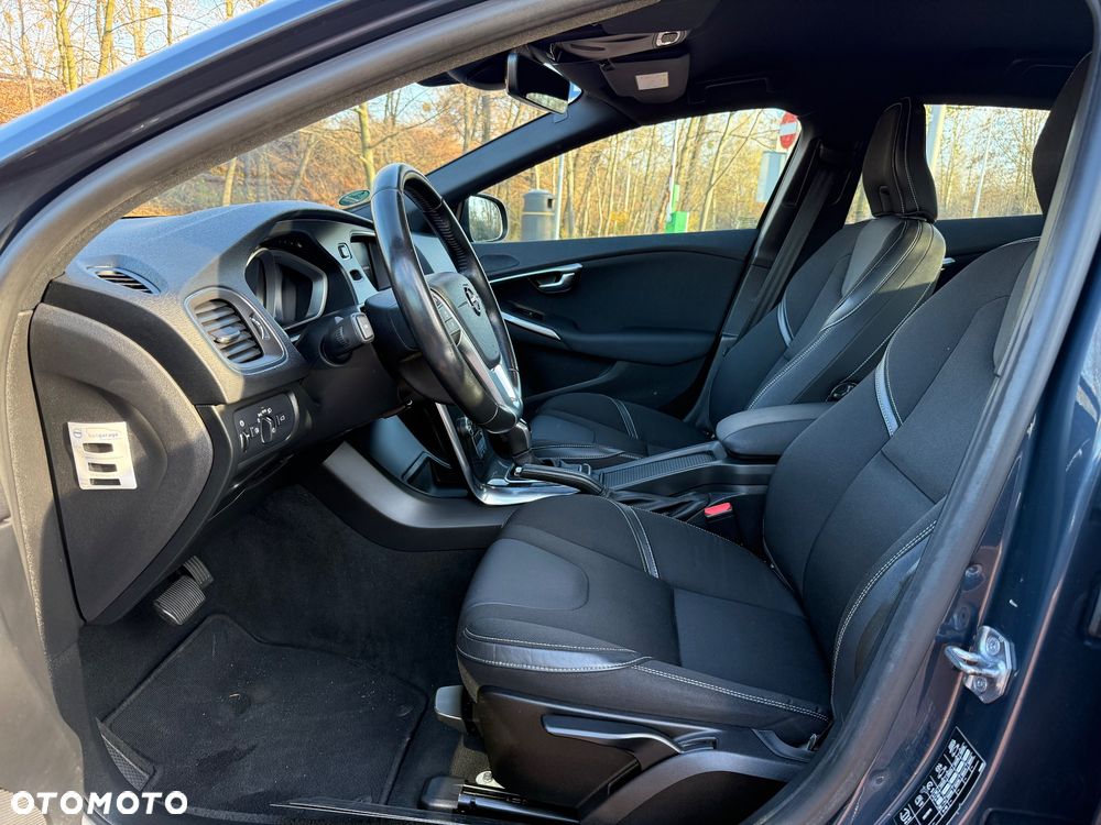 Volvo V40 D2 Geartronic Momentum - 7