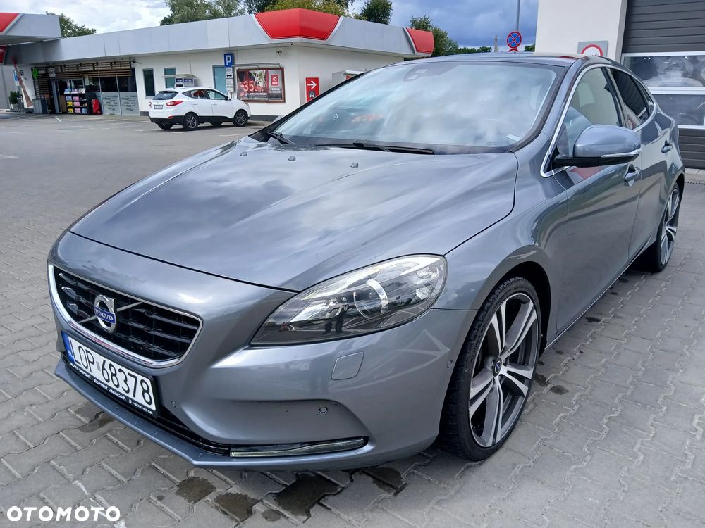 Volvo V40 D4 Drive-E Ocean Race - 9