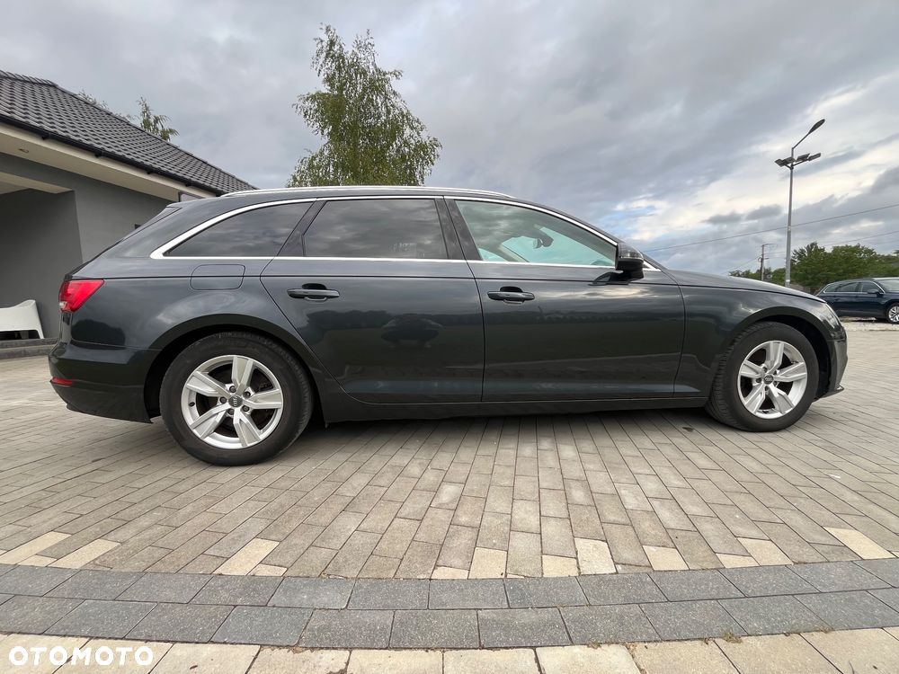 Audi A4 2.0 TDI ultra S tronic - 11