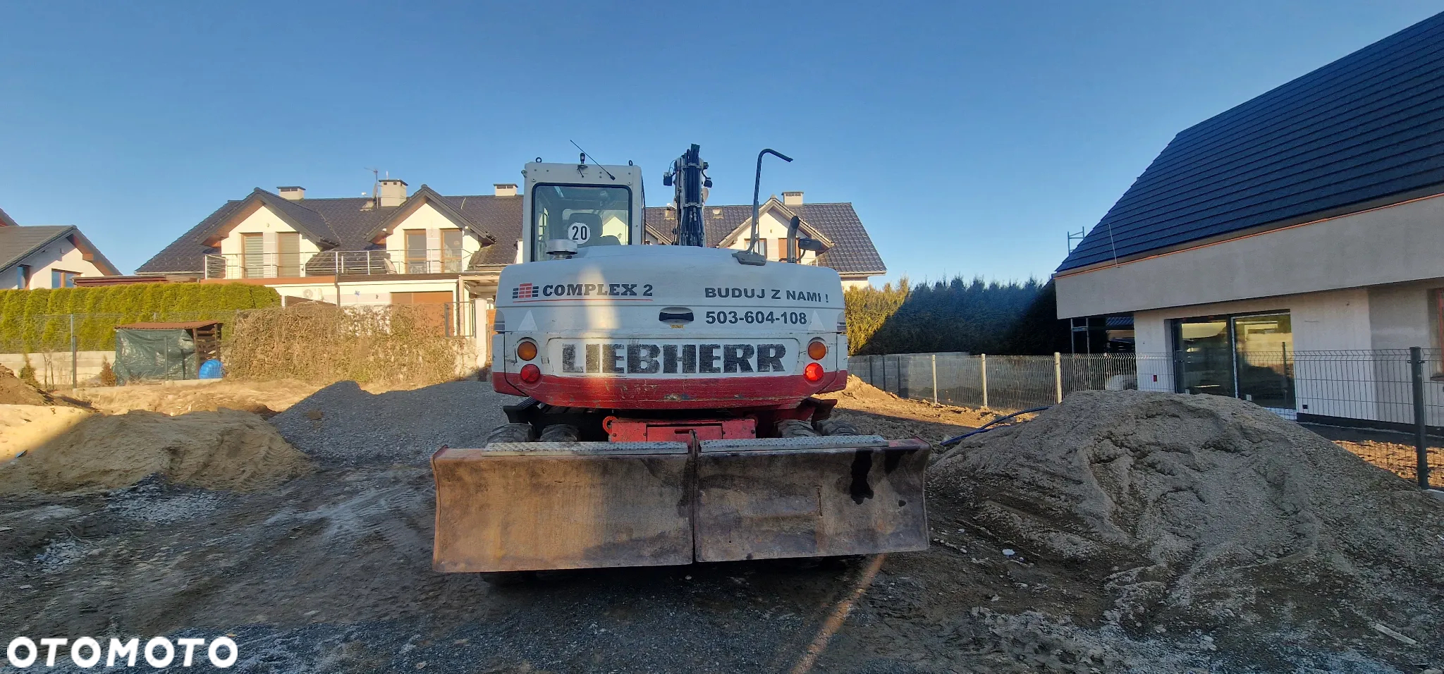 Liebherr A311 - 4