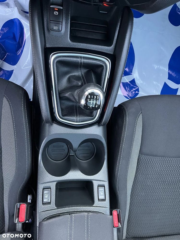 Nissan Qashqai 1.6 DIG-T N-Connecta - 14