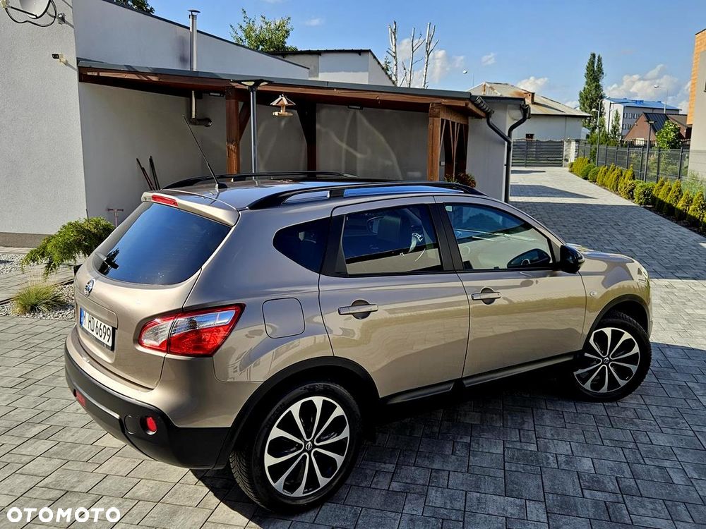 Nissan Qashqai 2.0 CVT 360 - 10