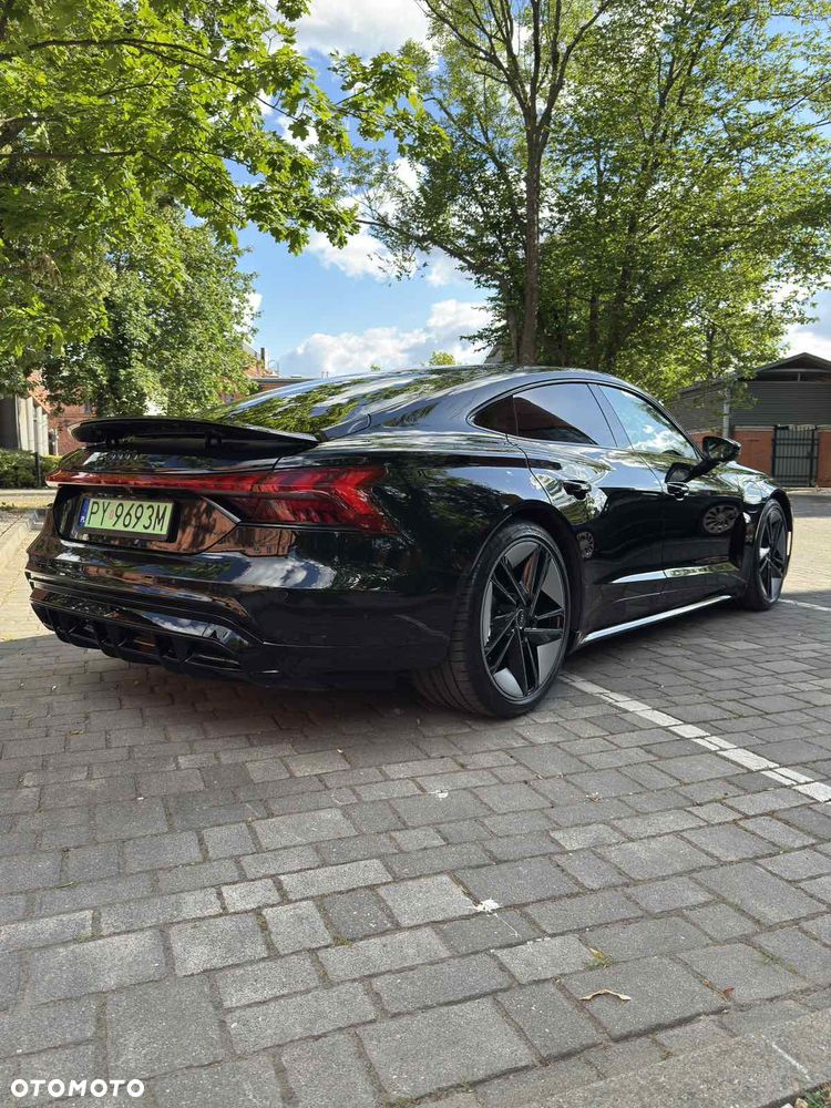 Audi e-tron GT - 17