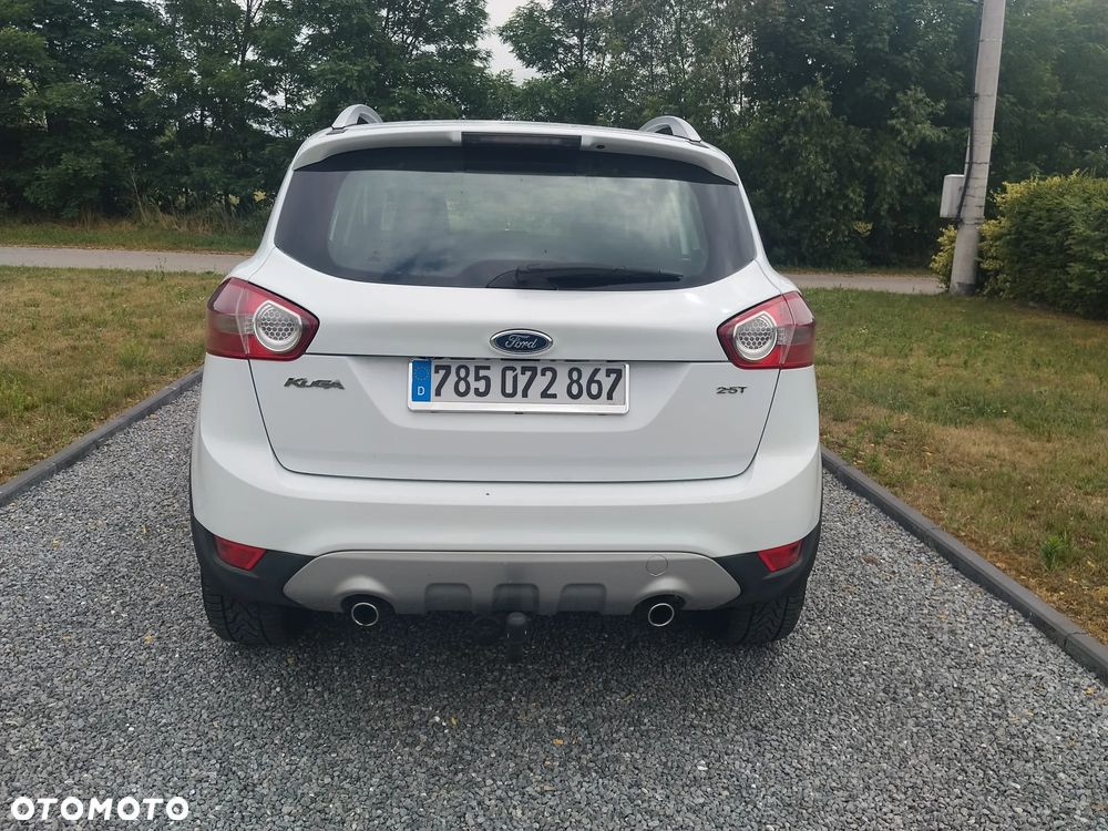 Ford Kuga 2.5 Titanium - 11